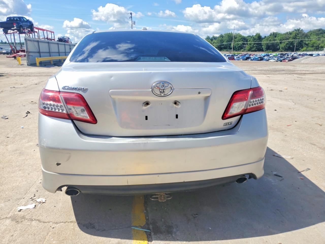 2010 TOYOTA CAMRY