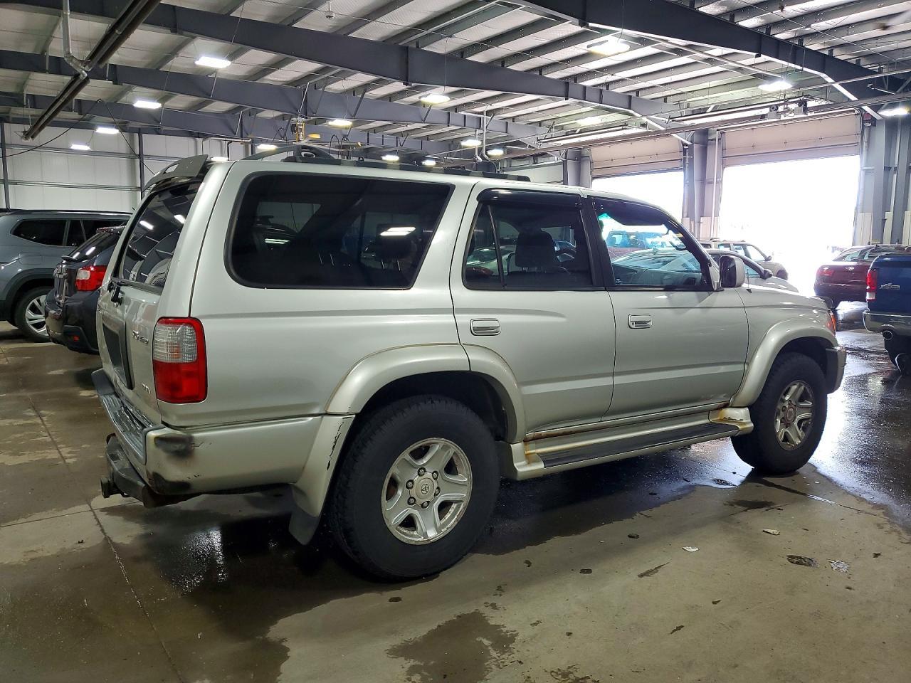 2000 TOYOTA 4Runner