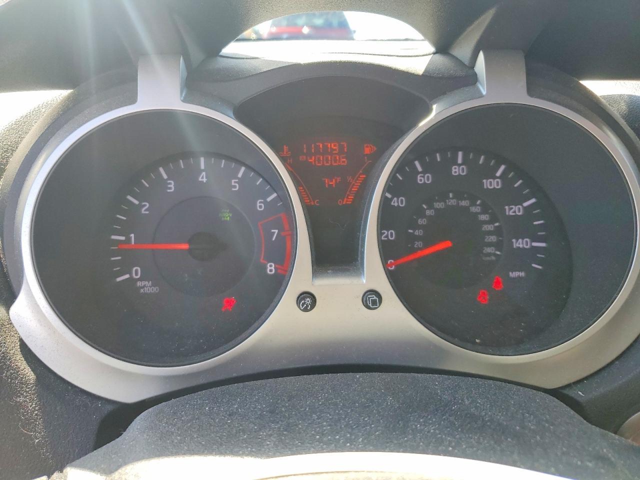 2013 NISSAN Juke