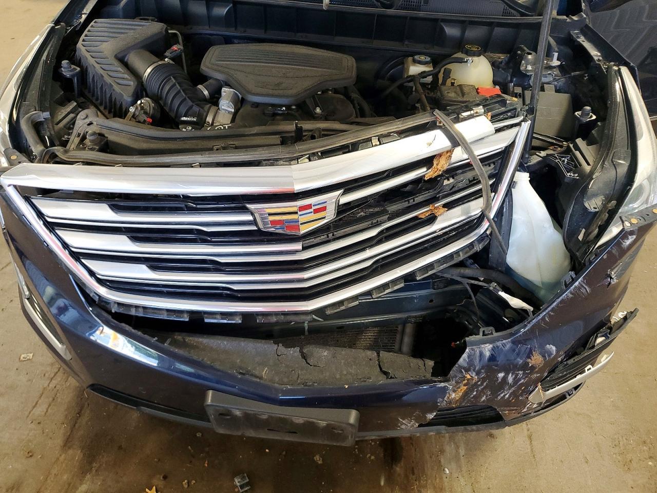 2017 CADILLAC XT5