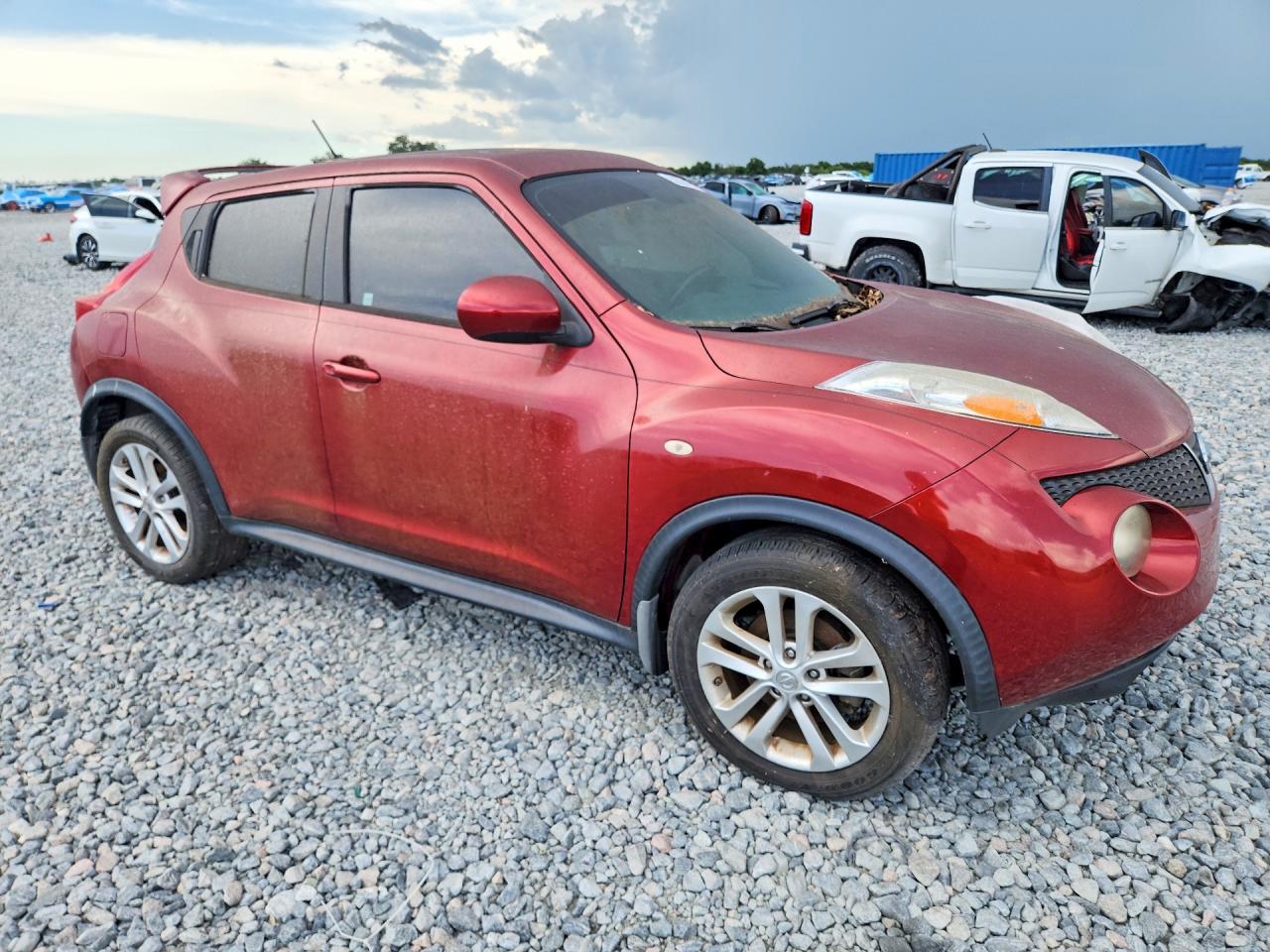 2011 NISSAN Juke