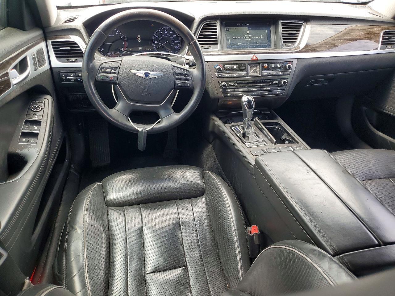 2015 HYUNDAI GENESIS