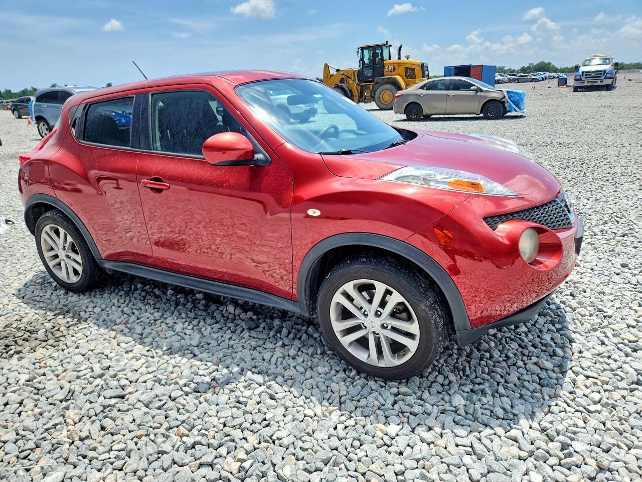 2013 NISSAN Juke