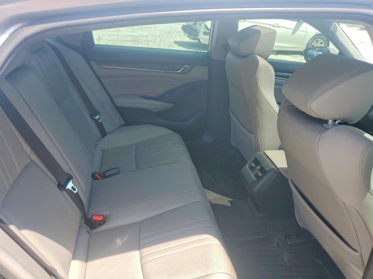 2019 HONDA ACCORD