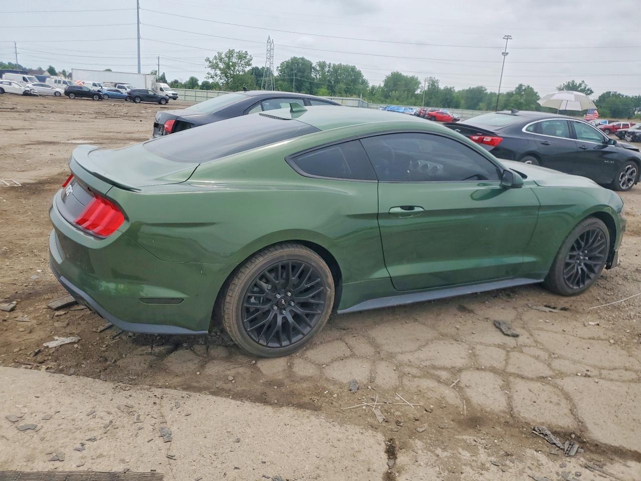 2022 FORD MUSTANG