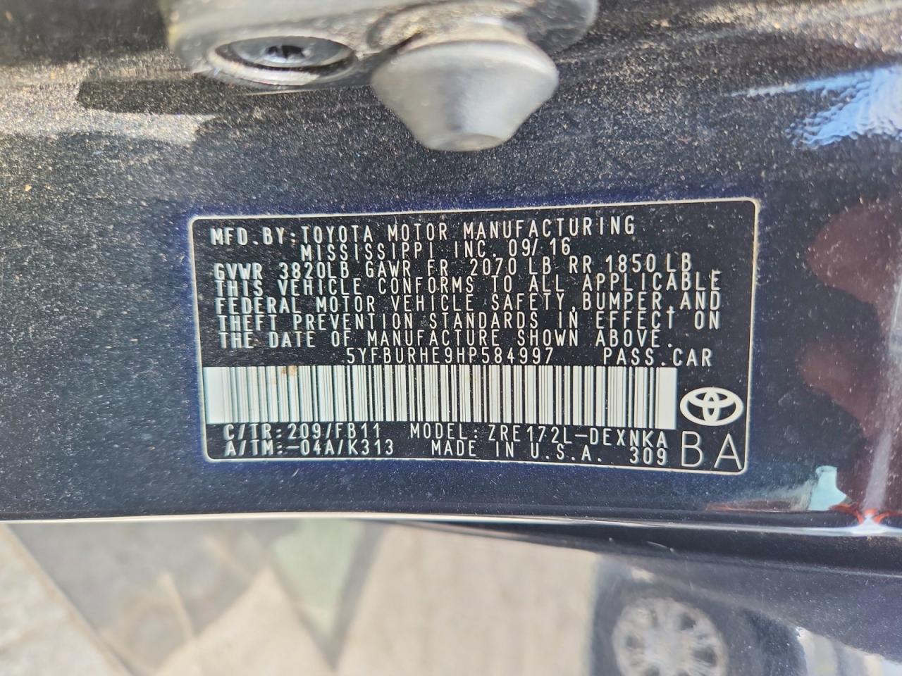 2017 TOYOTA COROLLA