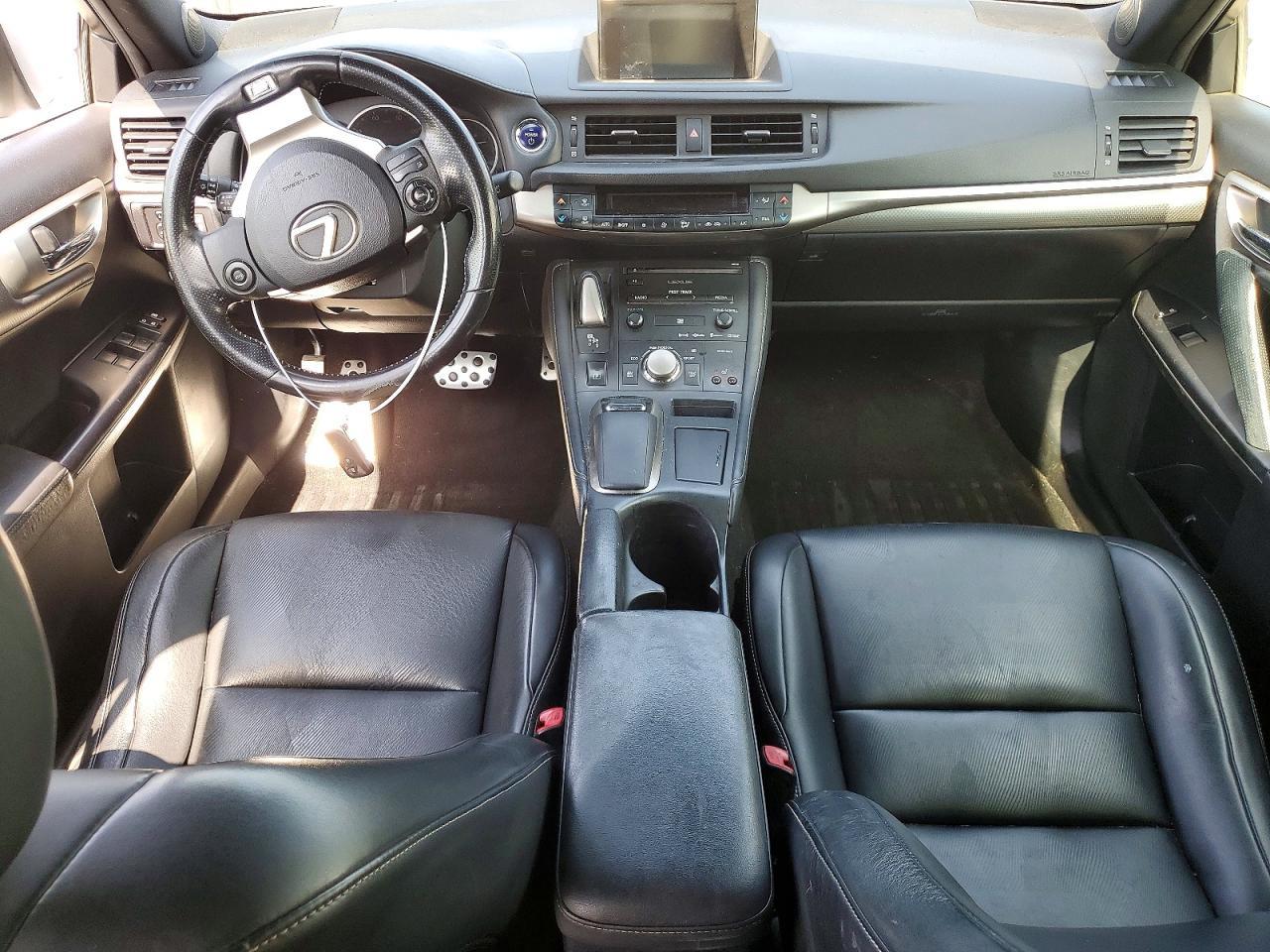 2015 LEXUS CT 200