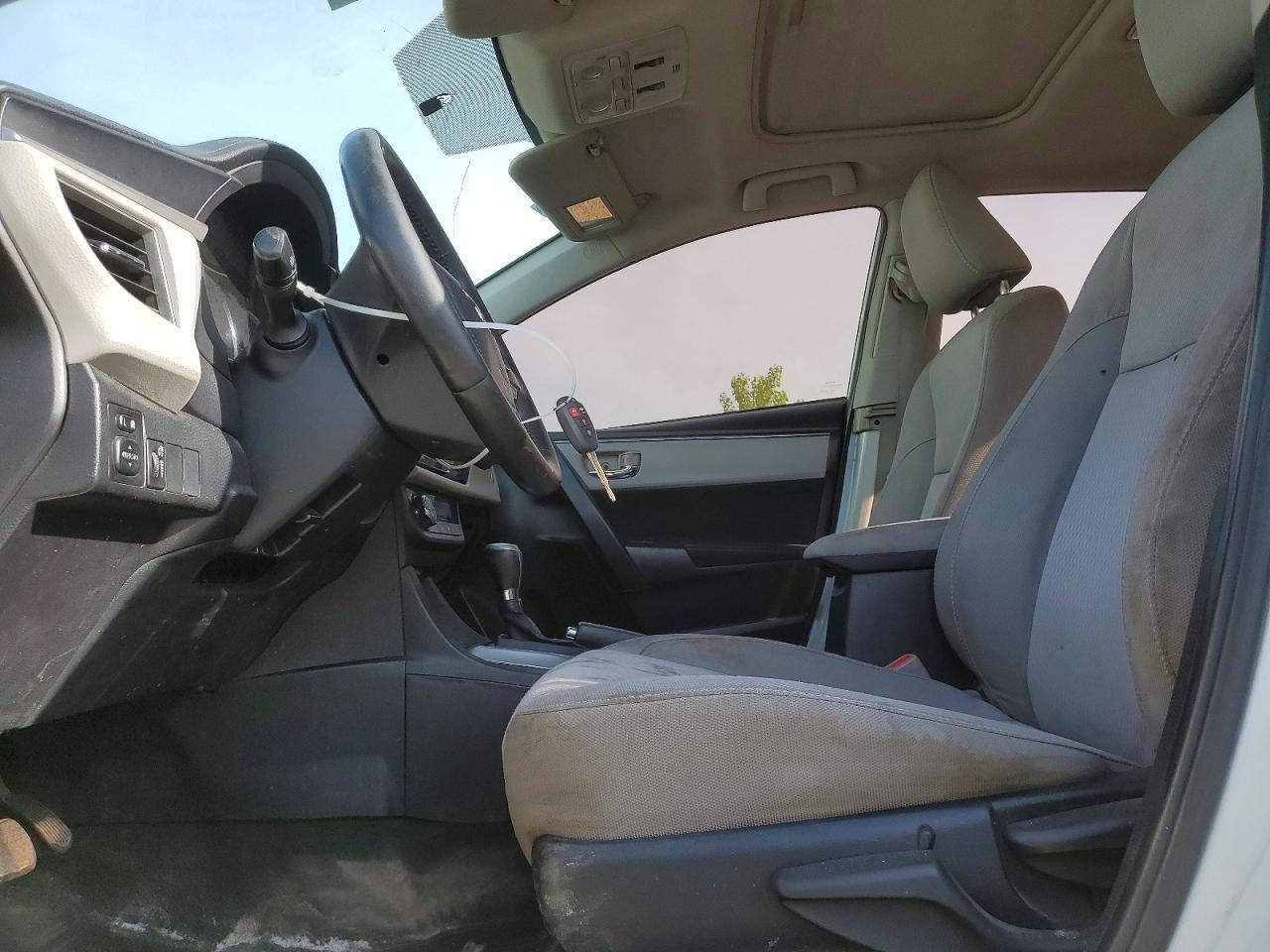 2015 TOYOTA COROLLA
