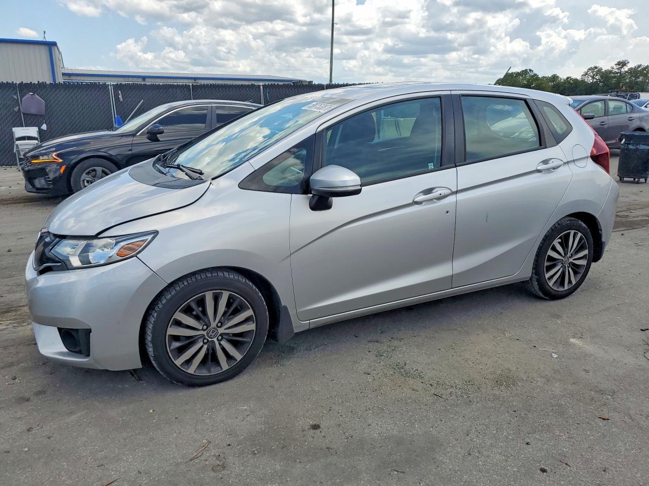 2015 HONDA FIT