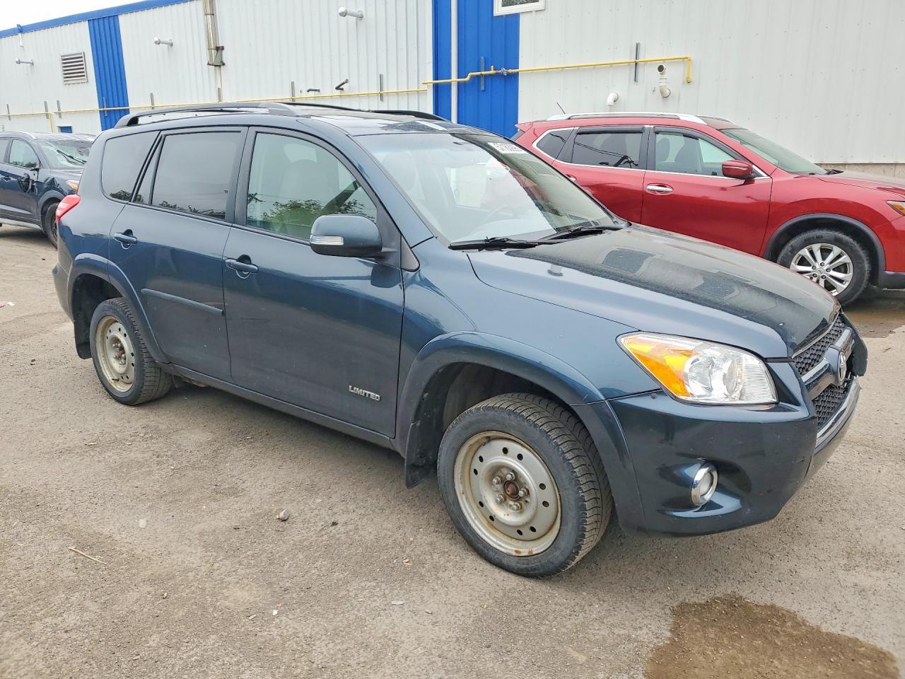 2011 TOYOTA RAV4