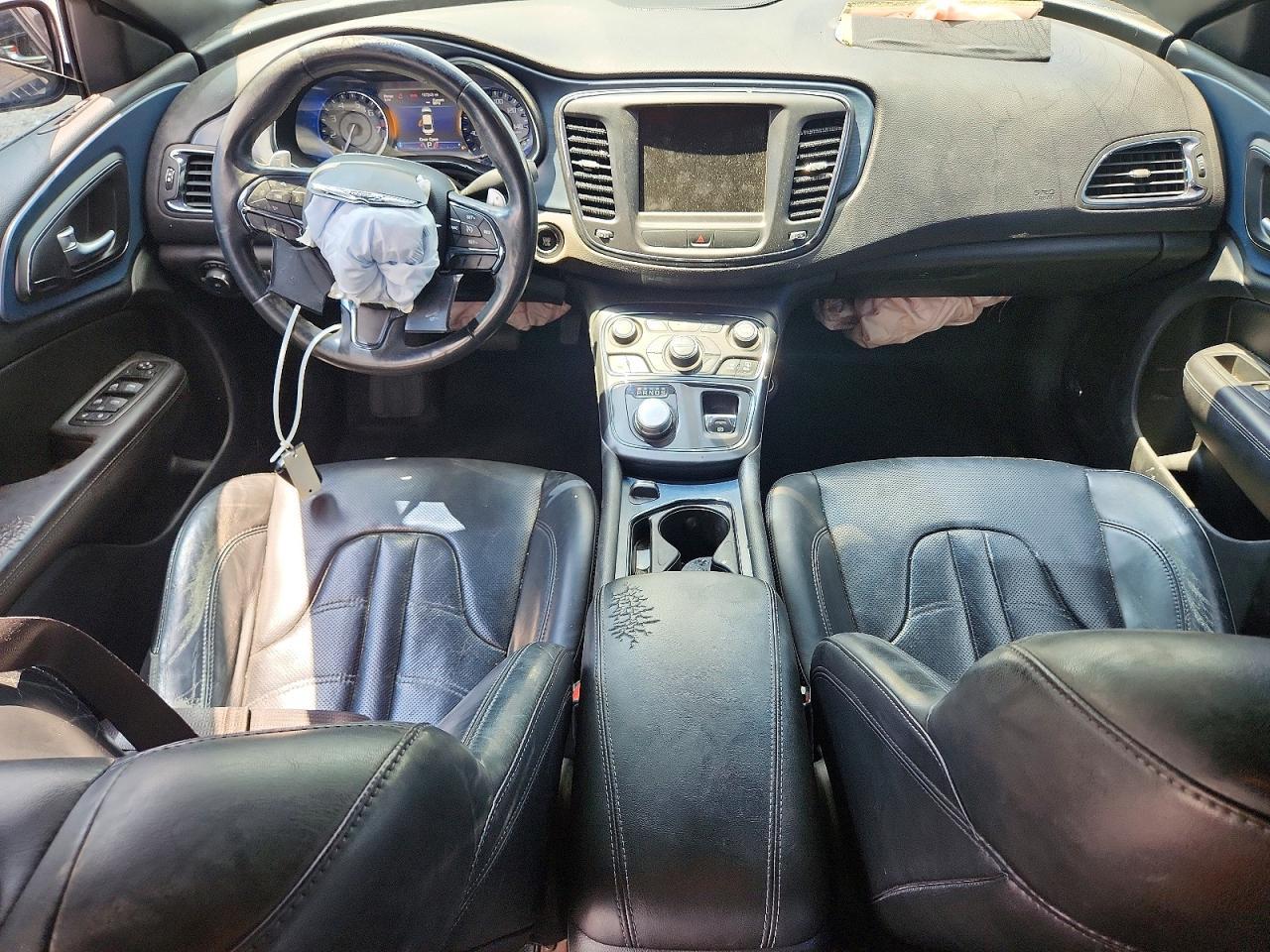 2015 CHRYSLER 200
