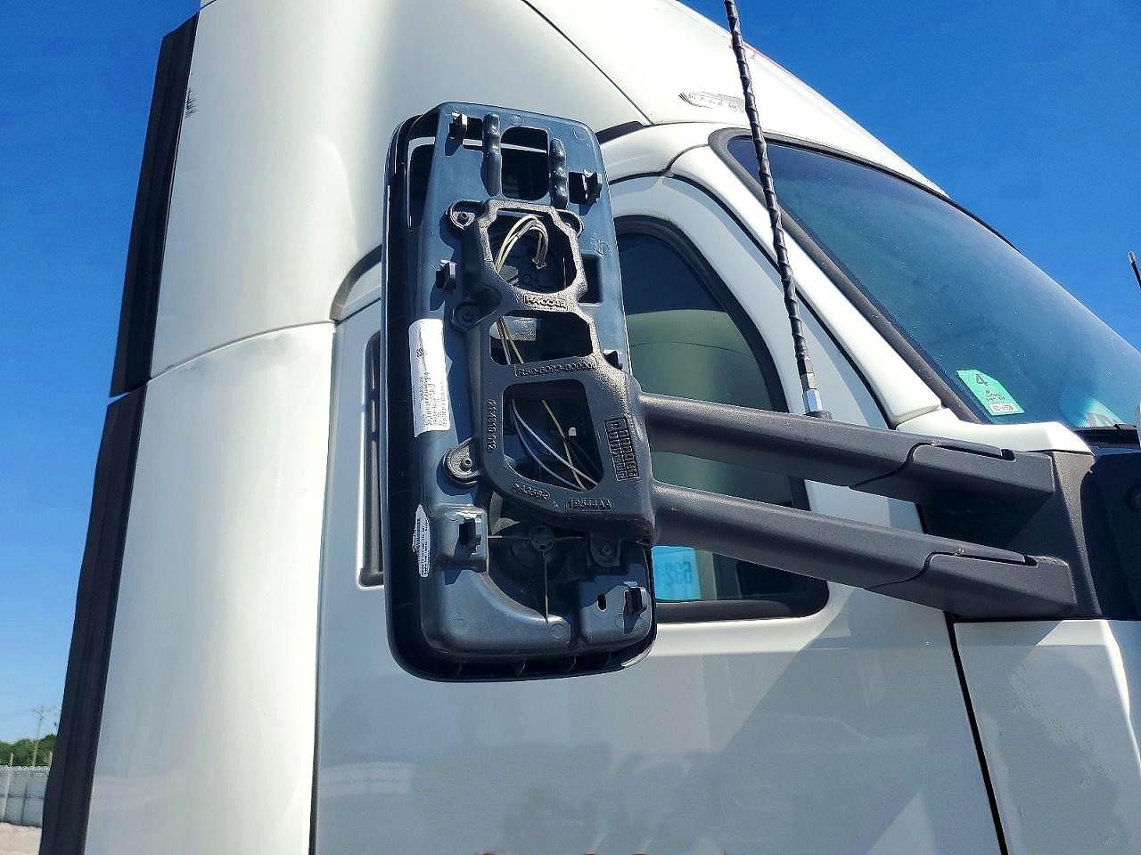 2017 KENWORTH T680