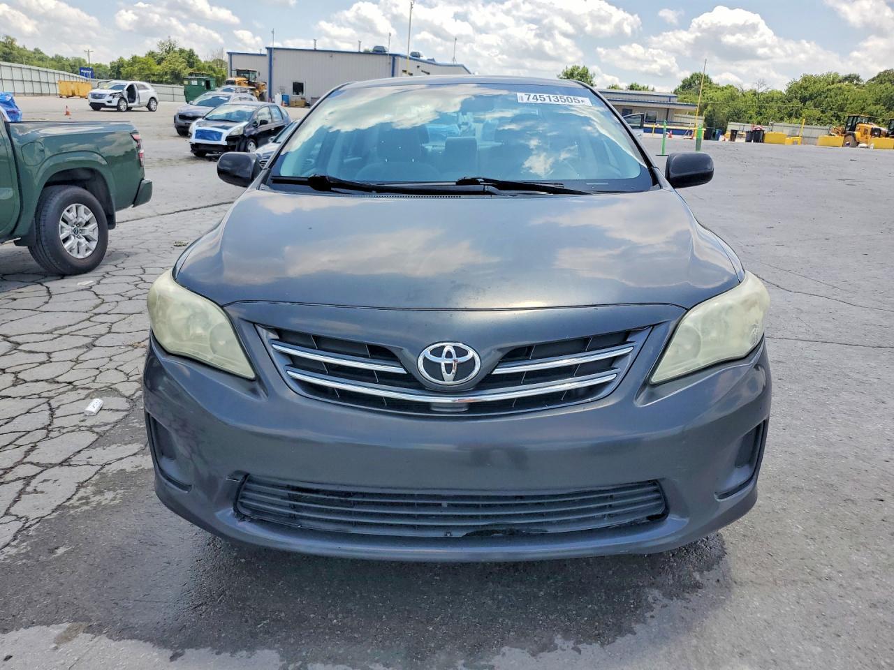 2013 TOYOTA COROLLA