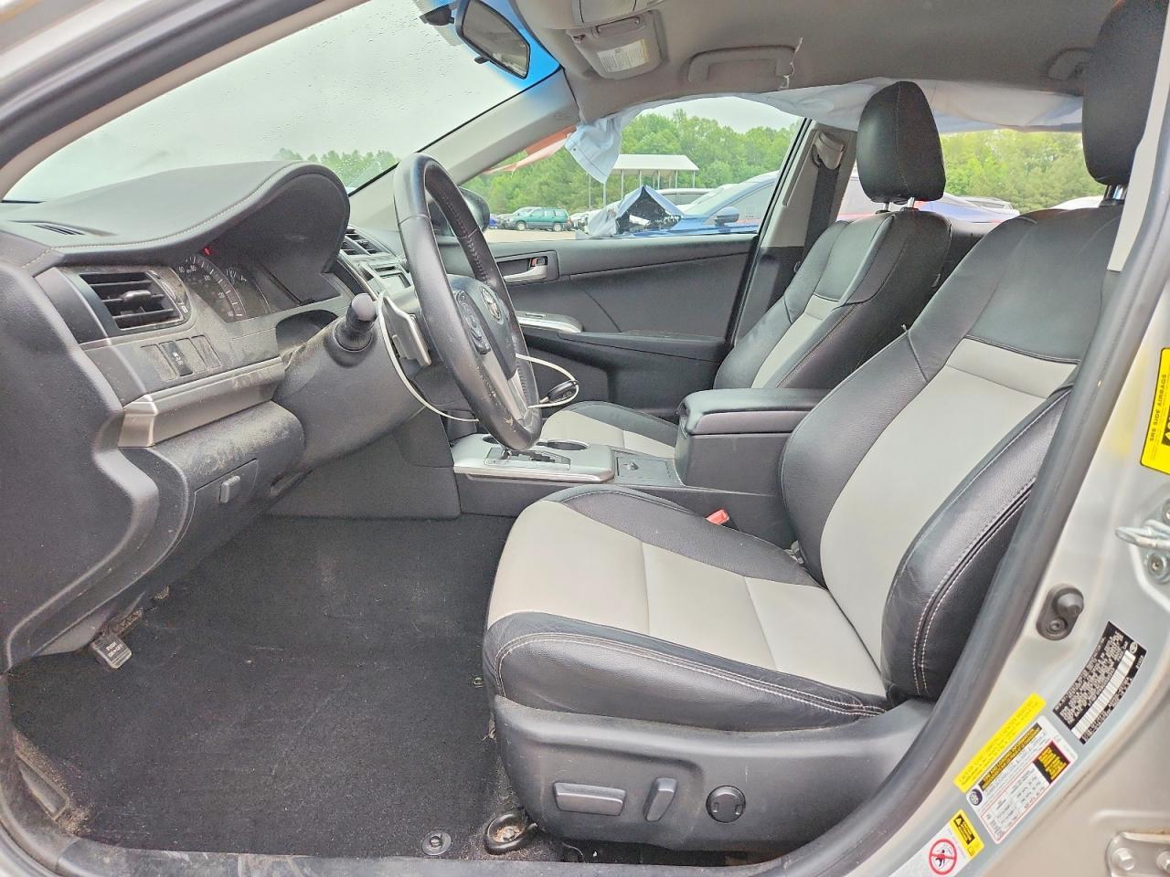 2012 TOYOTA CAMRY
