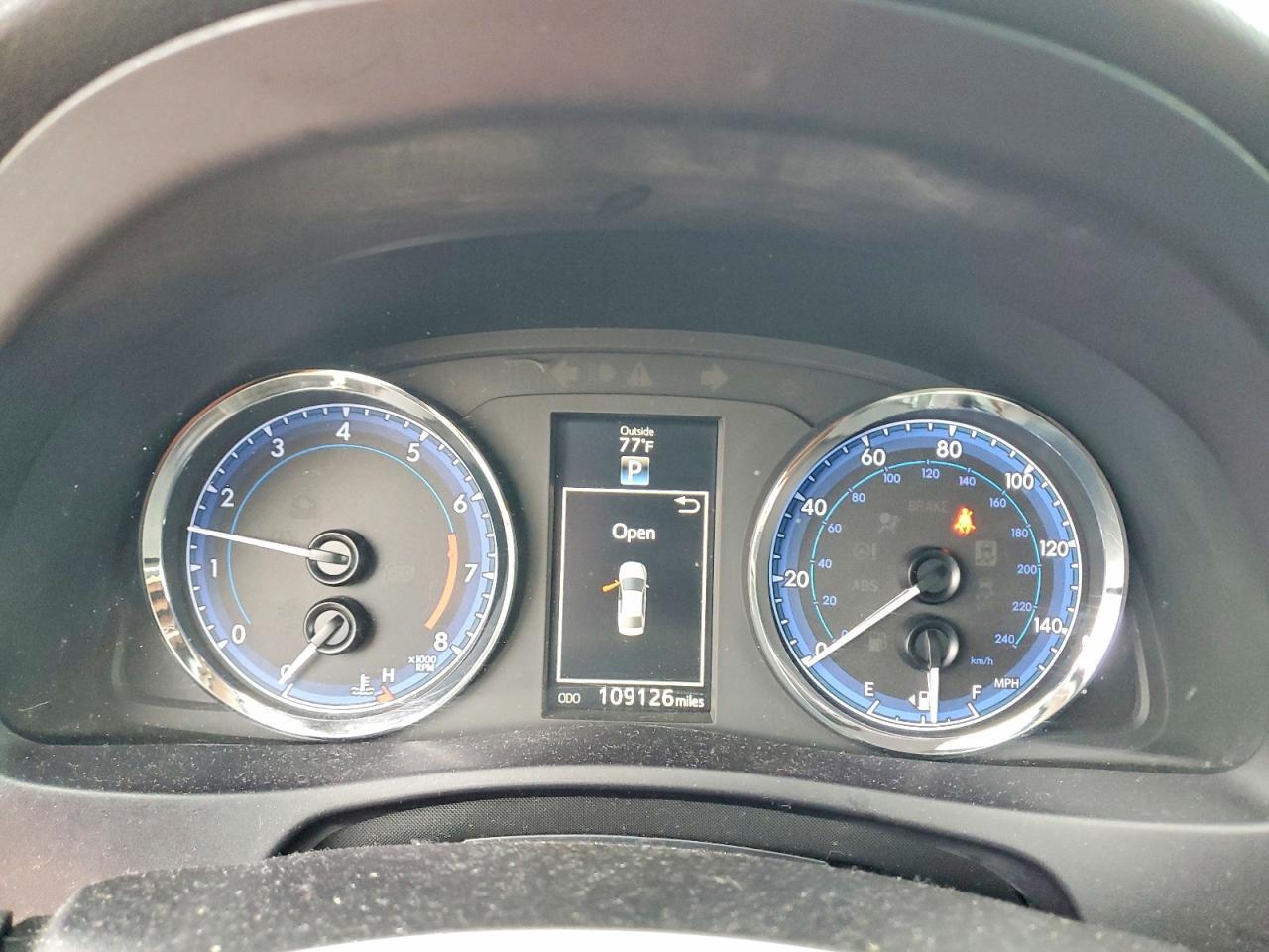 2019 TOYOTA COROLLA