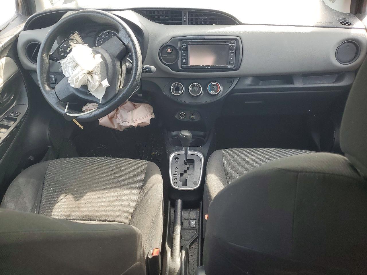 2016 TOYOTA YARIS