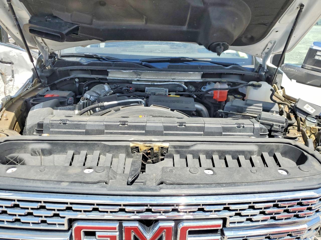 2020 GMC Sierra