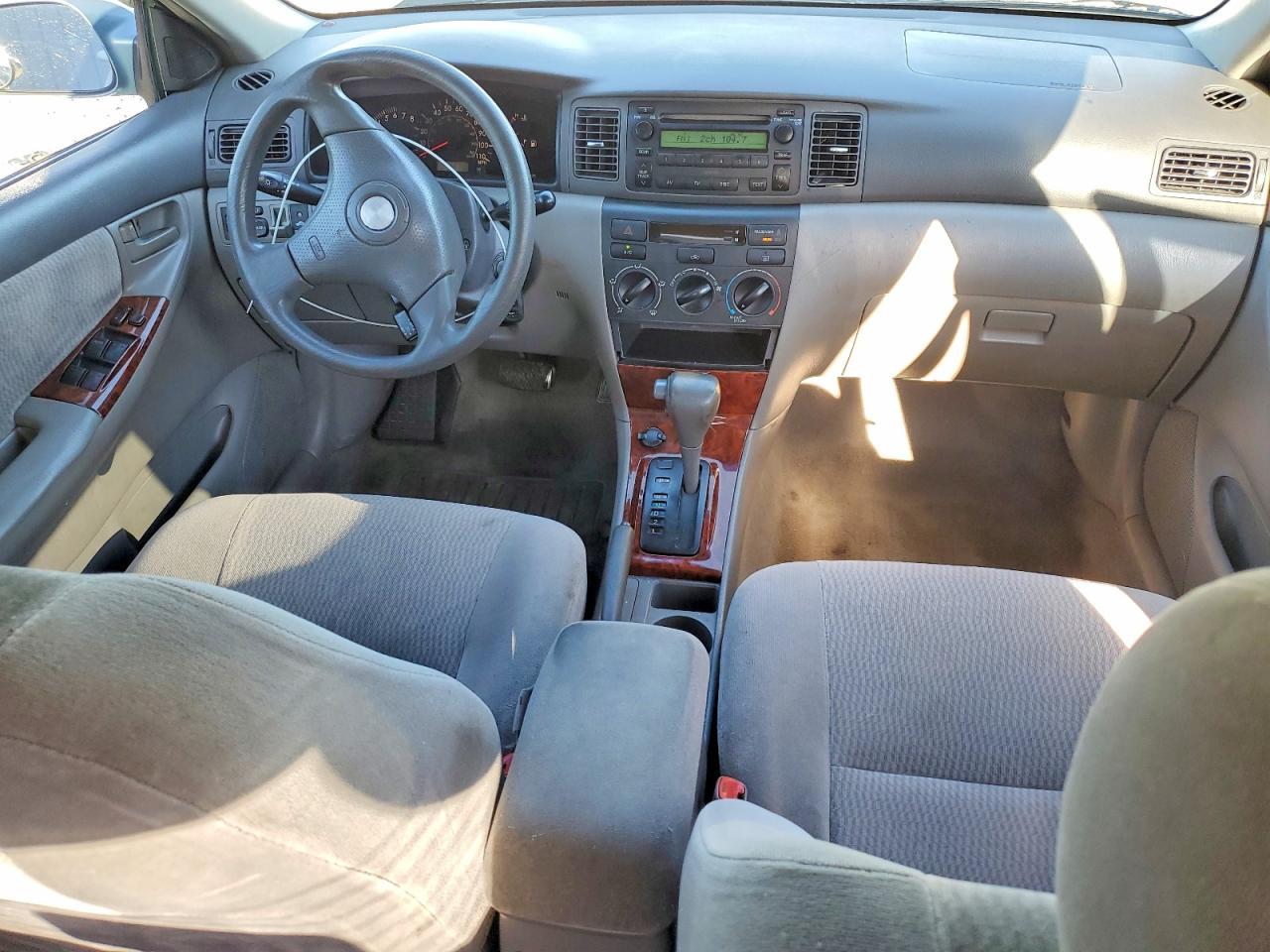 2005 TOYOTA COROLLA