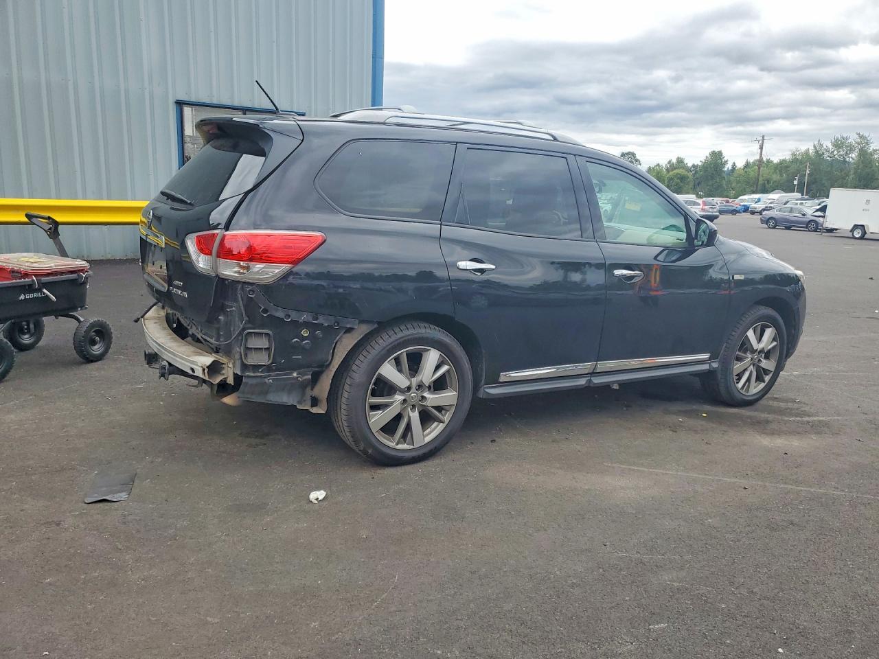 2013 NISSAN PATHFINDER