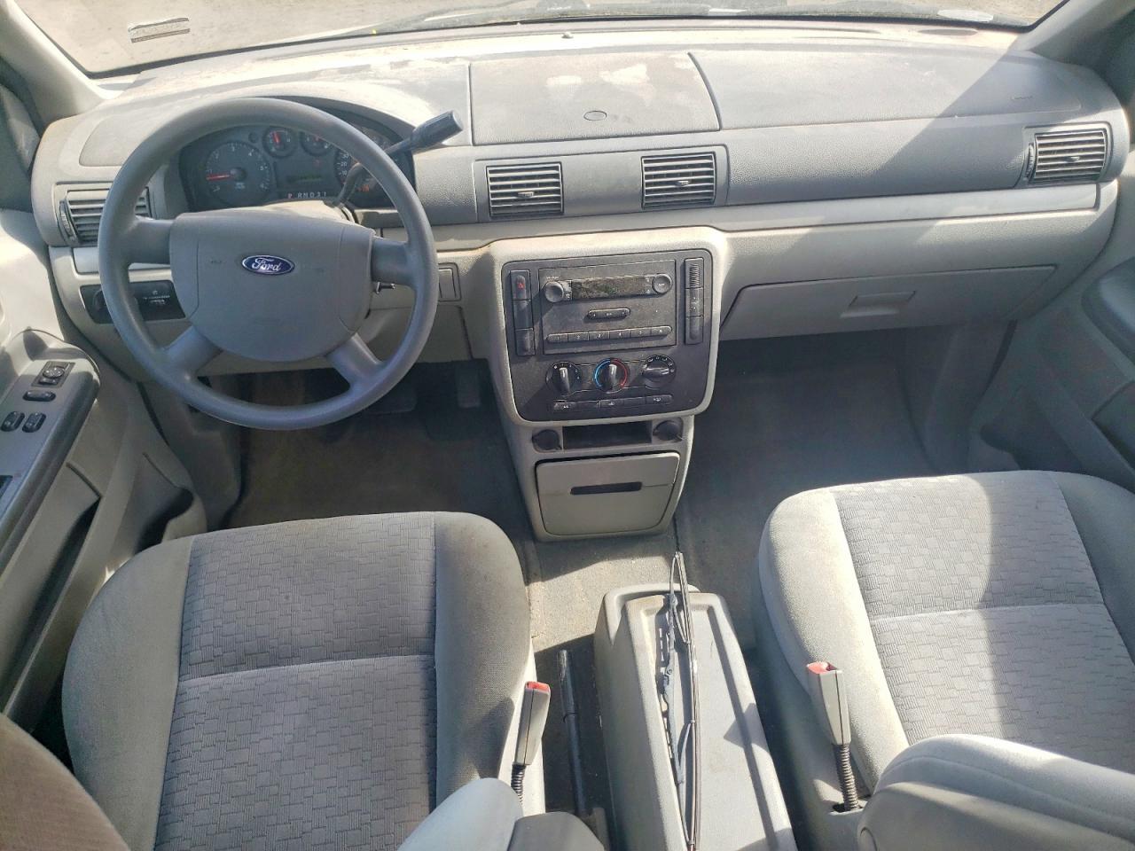 2004 FORD Freestar