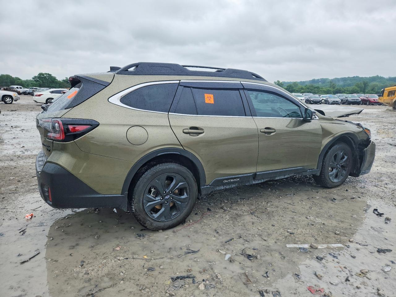 2021 SUBARU Outback