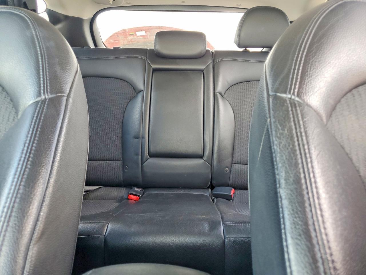 2011 HYUNDAI TUCSON