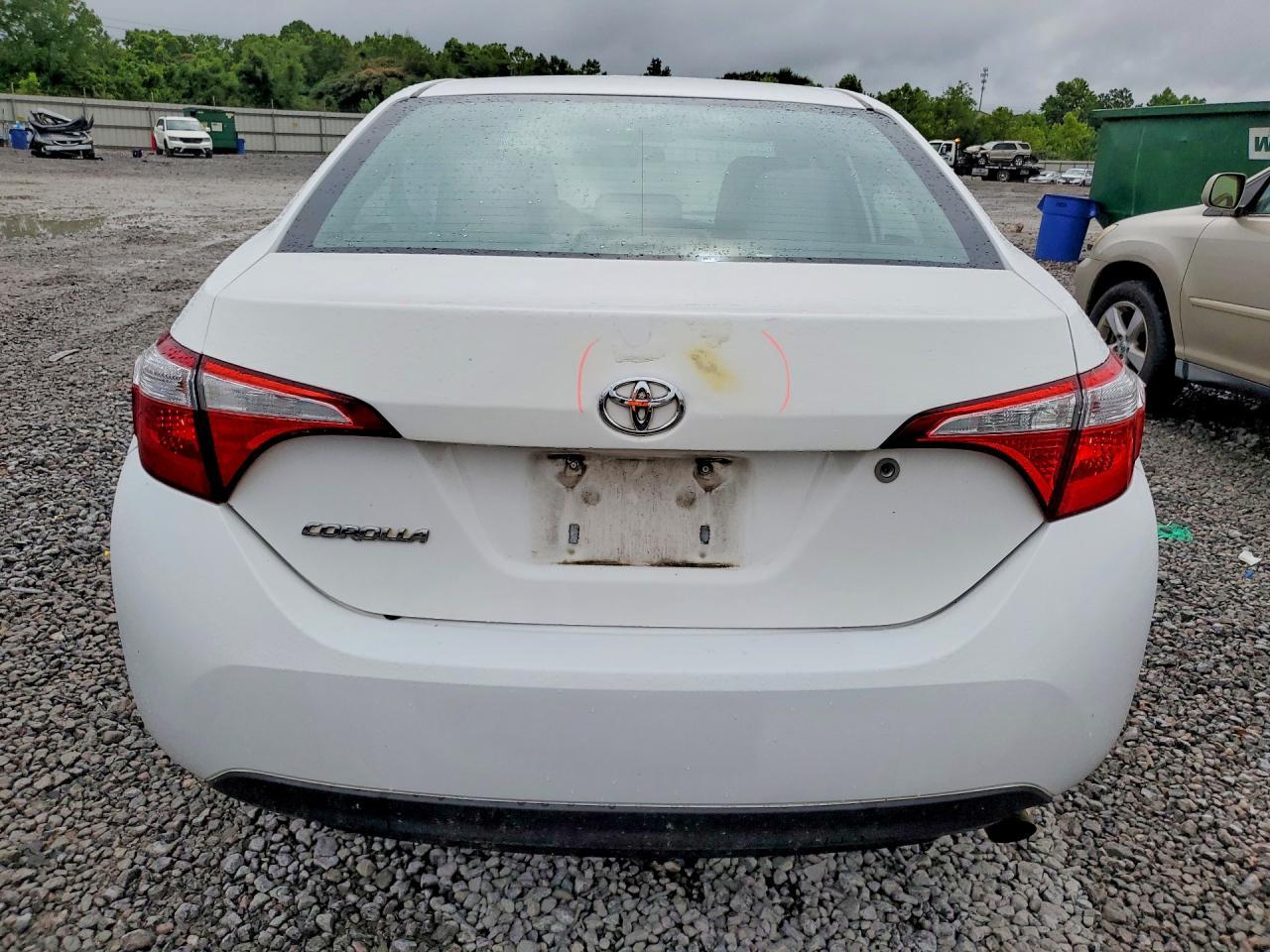 2015 TOYOTA COROLLA