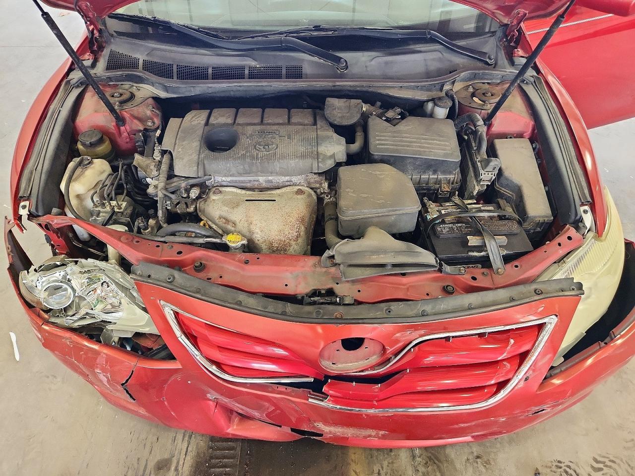 2011 TOYOTA CAMRY