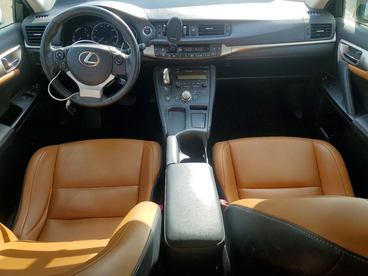 2015 LEXUS CT 200