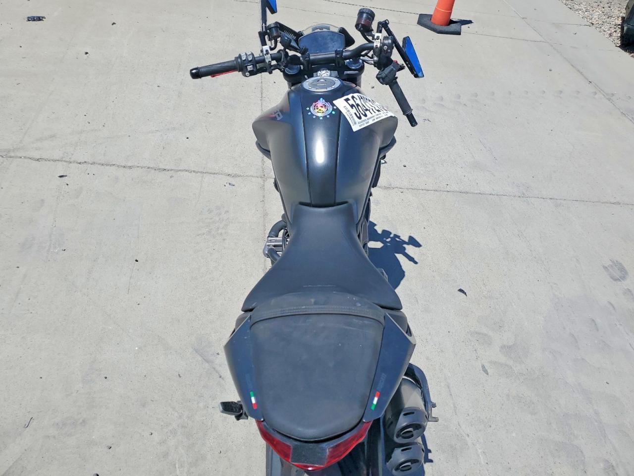 2022 DUCATI MONSTER
