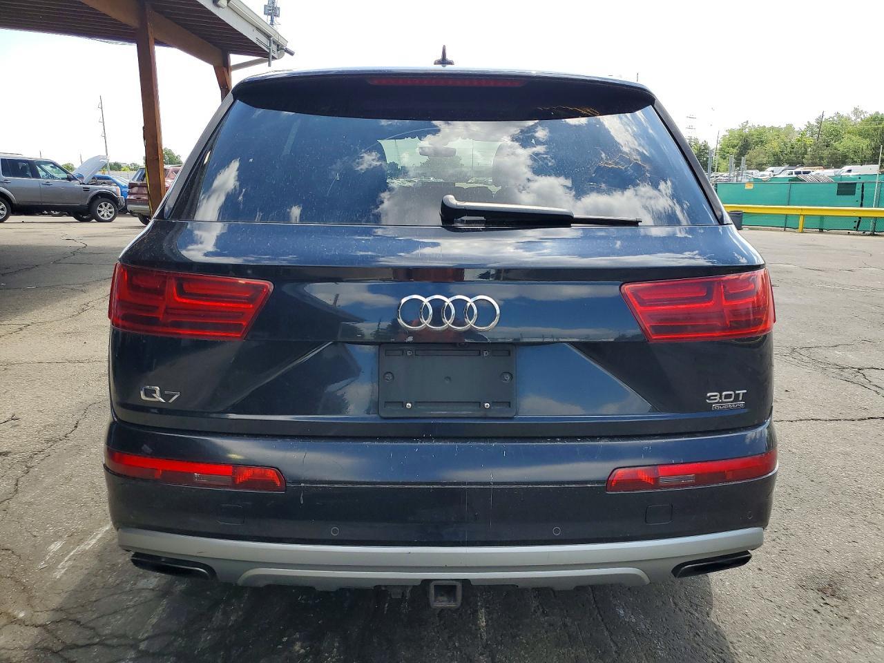 2017 AUDI Q7