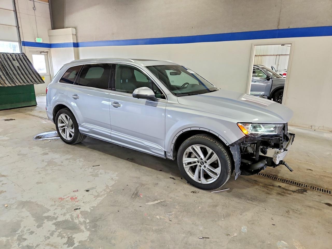 2021 AUDI Q7