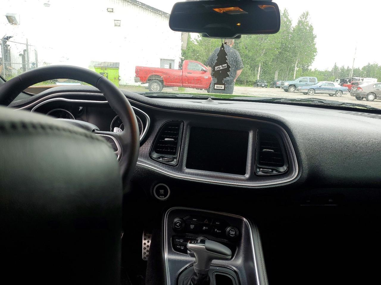 2015 DODGE Challenger