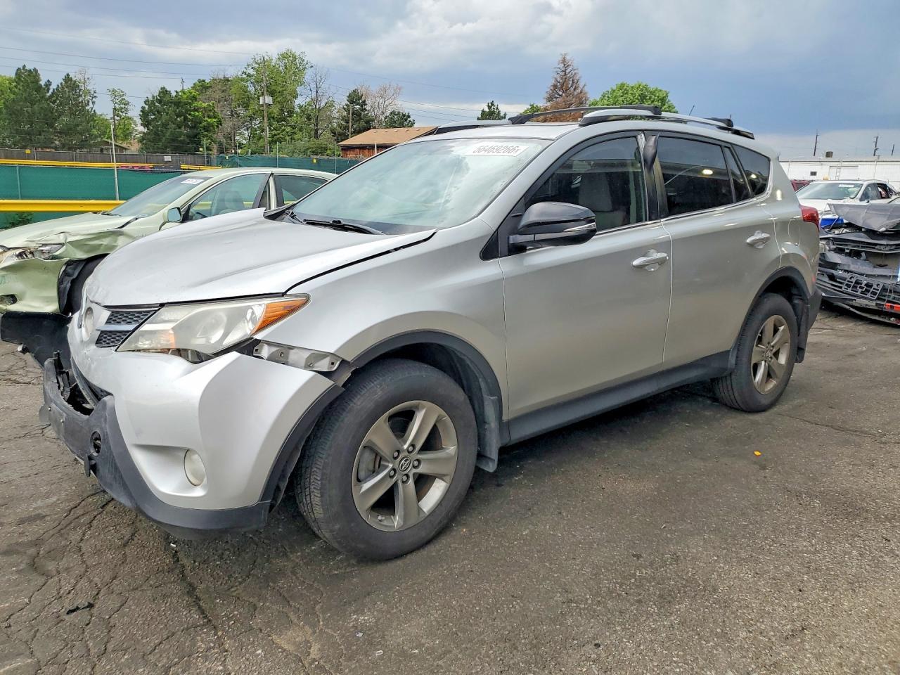 2015 TOYOTA RAV4