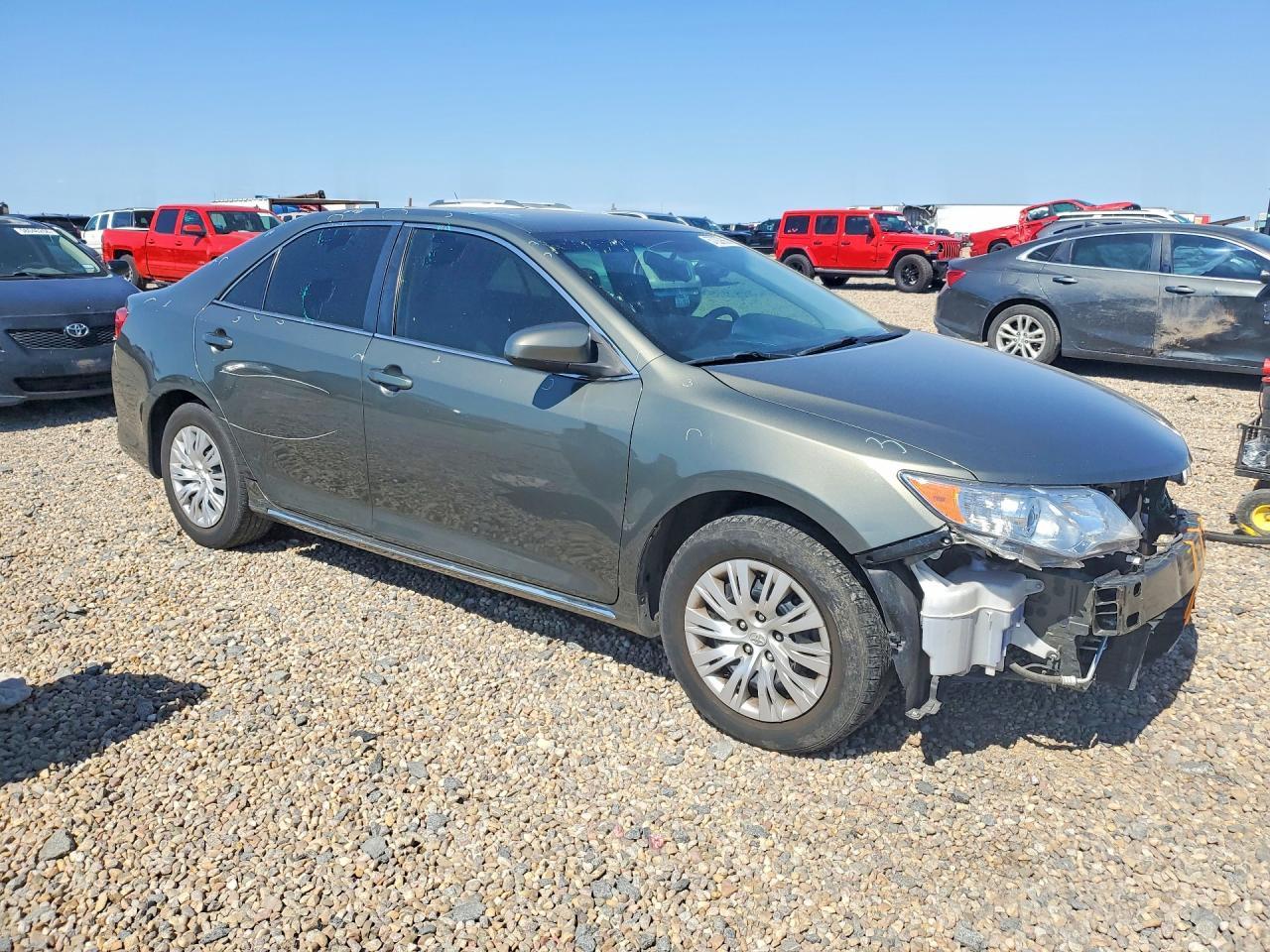 2014 TOYOTA CAMRY