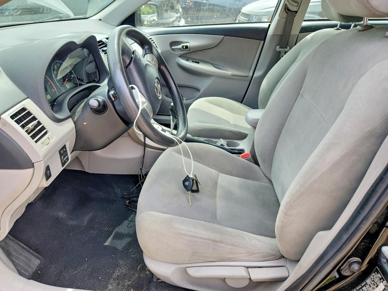 2012 TOYOTA COROLLA