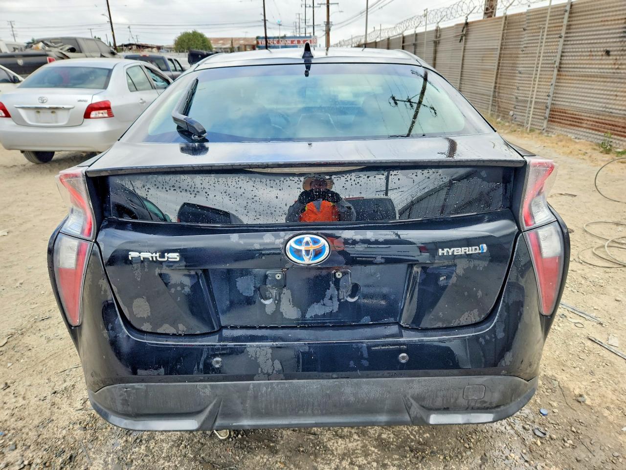 2016 TOYOTA PRIUS