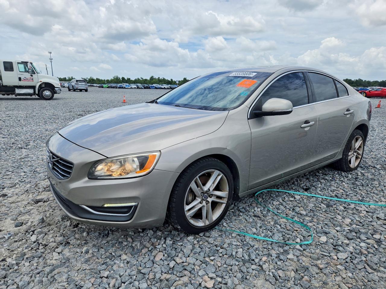 2014 VOLVO S60
