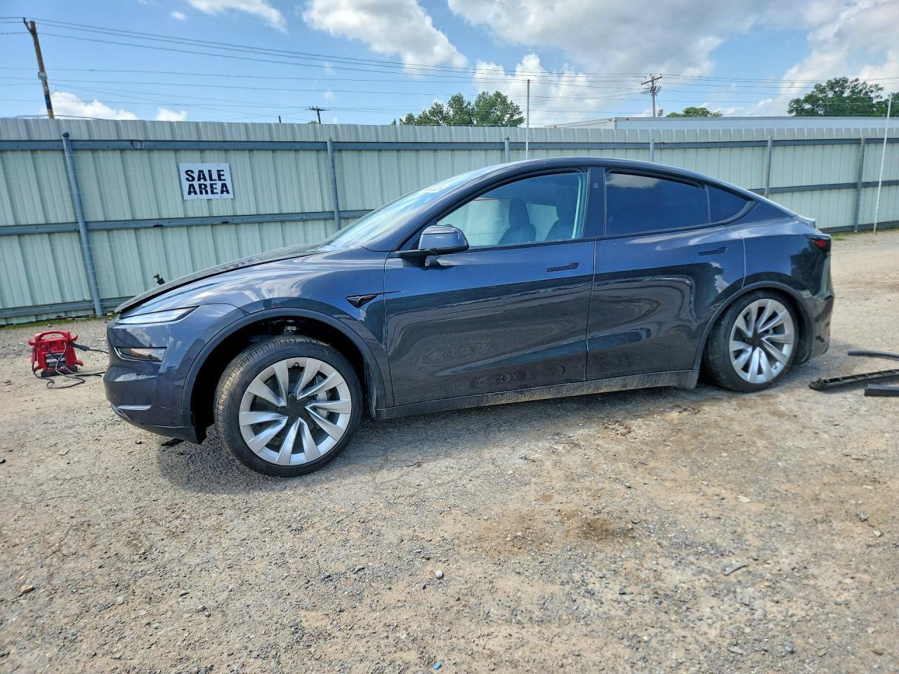 2026 TESLA MODEL Y