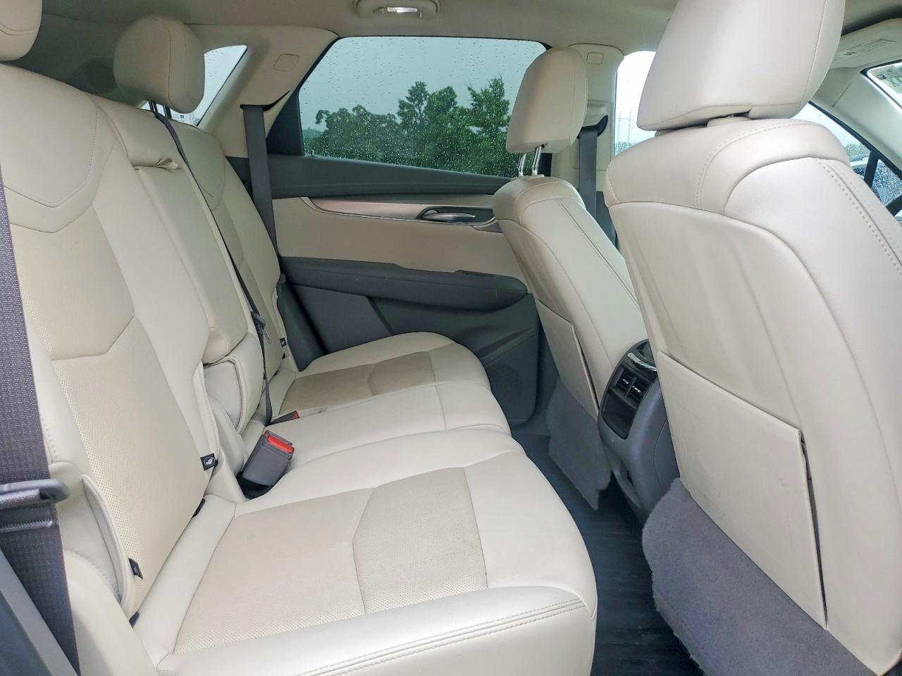 2021 CADILLAC XT5