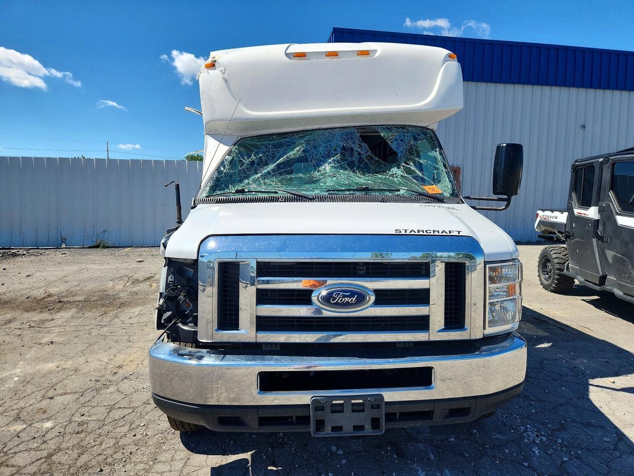 2017 FORD E-350