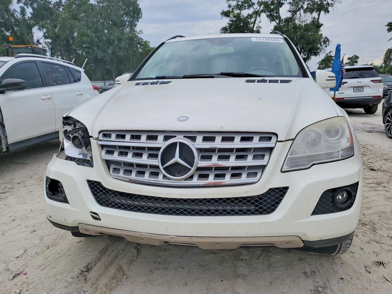 2011 MERCEDES-BENZ ML-Class
