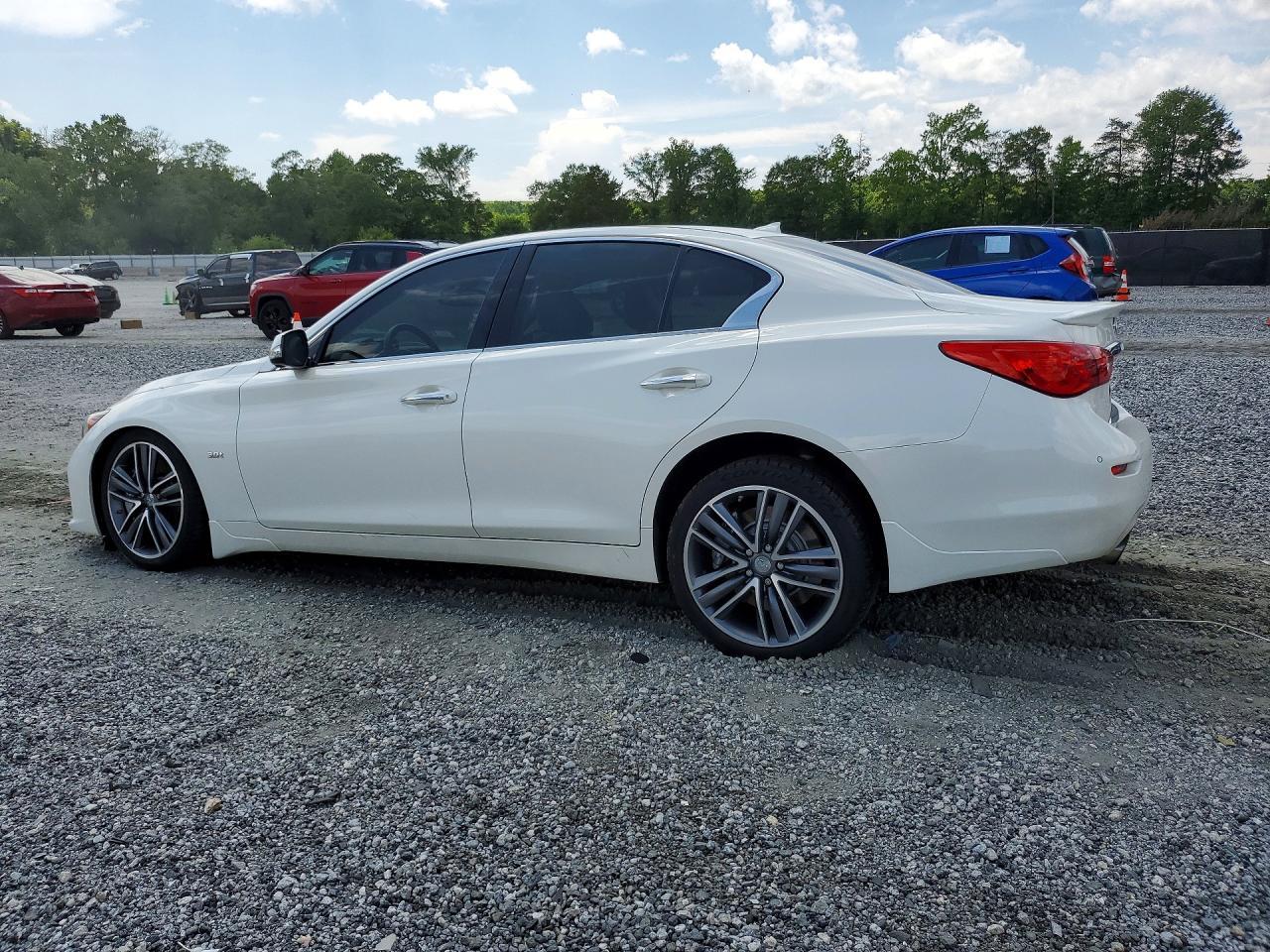 2016 INFINITI Q50