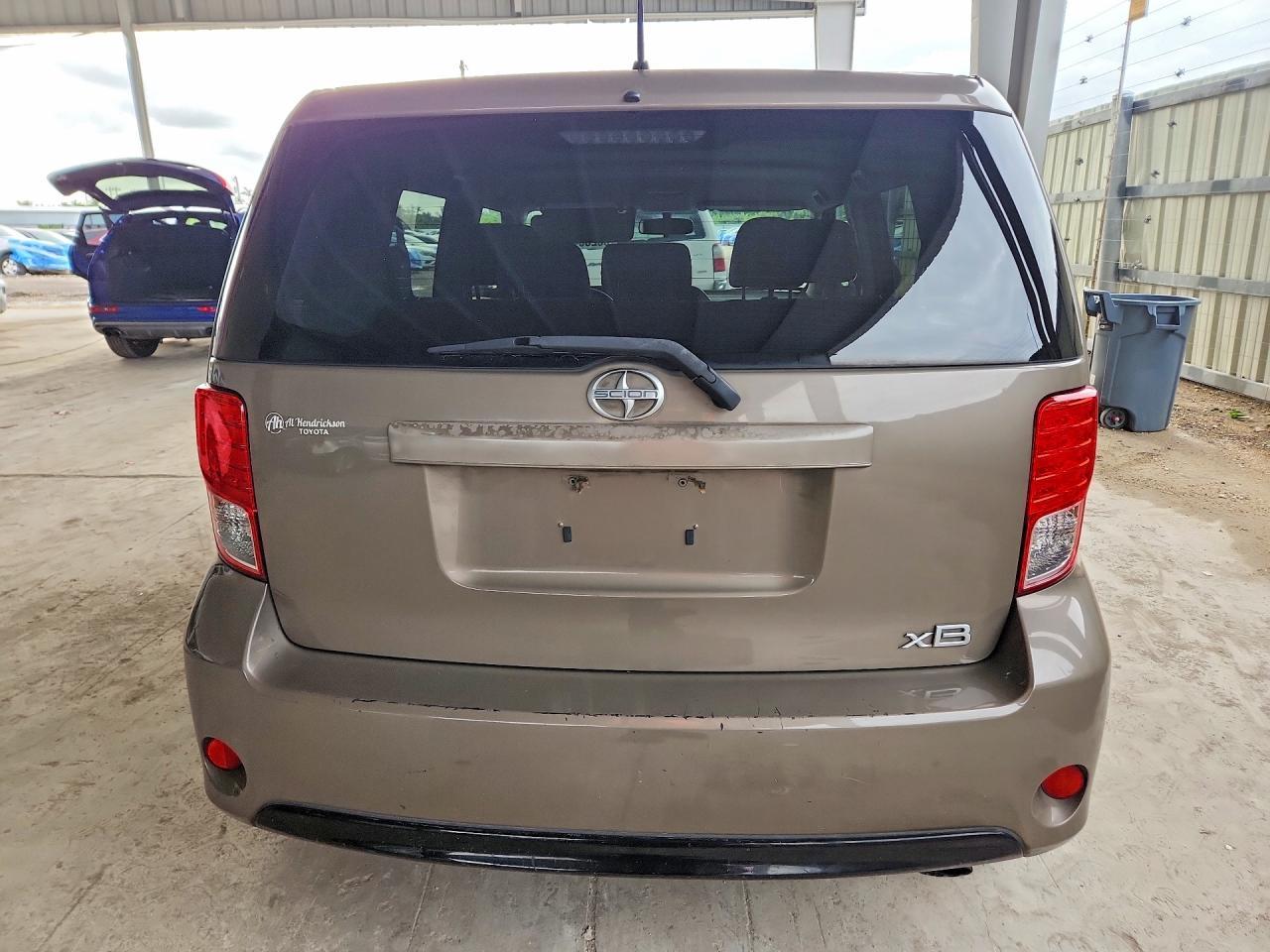 2013 SCION xB