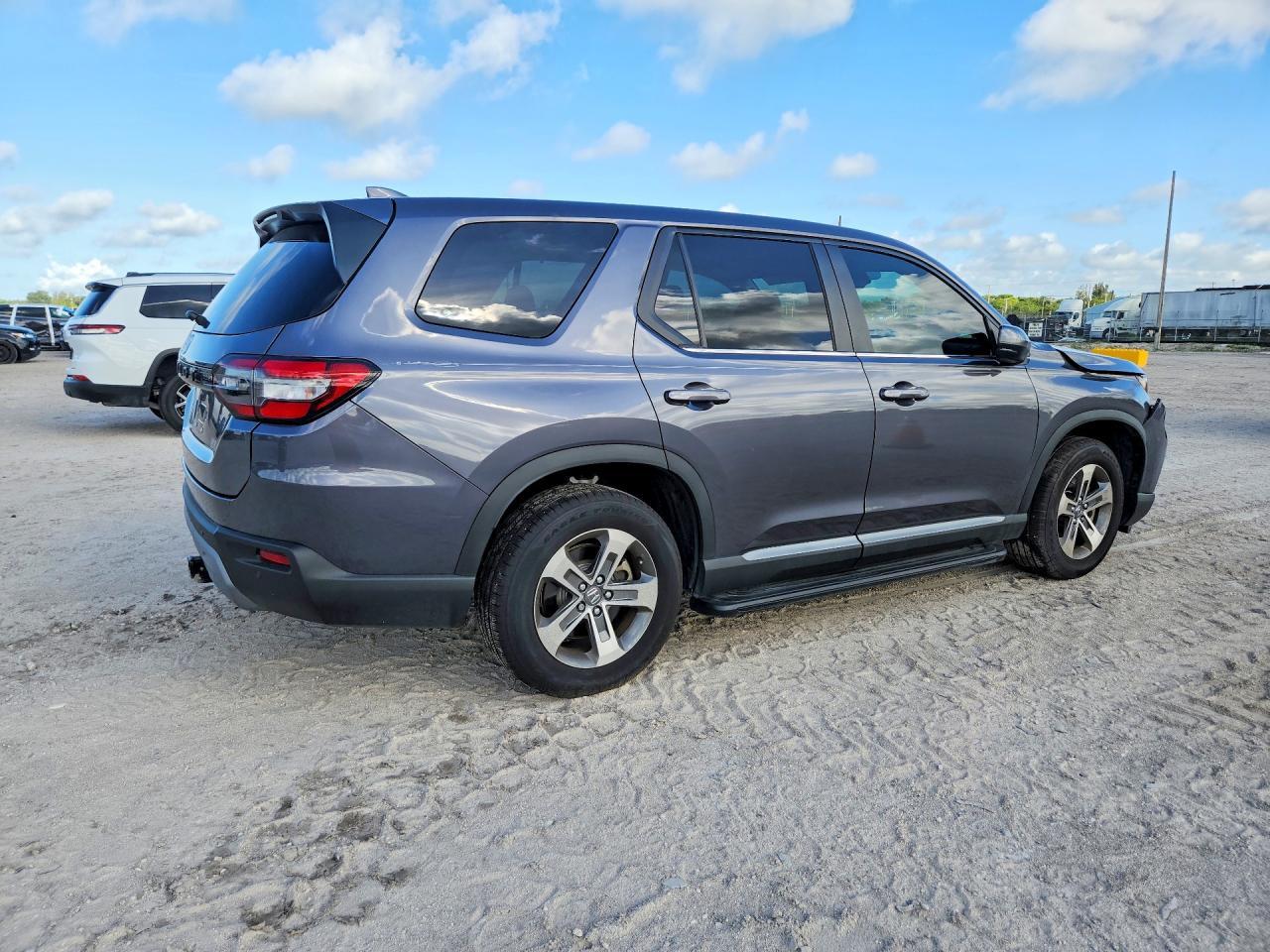 2025 HONDA PILOT