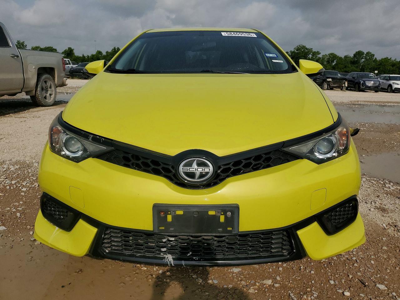 2016 SCION iM