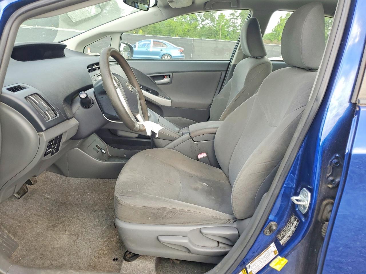 2011 TOYOTA PRIUS