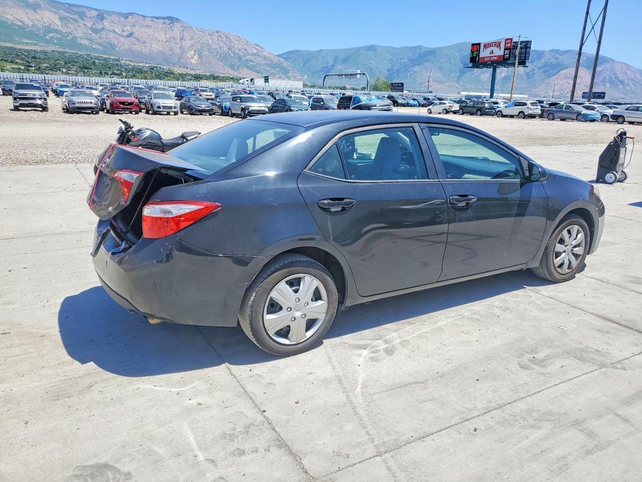 2016 TOYOTA COROLLA