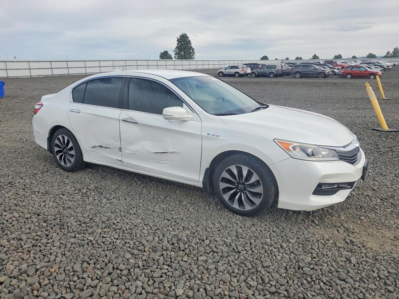 2017 HONDA ACCORD
