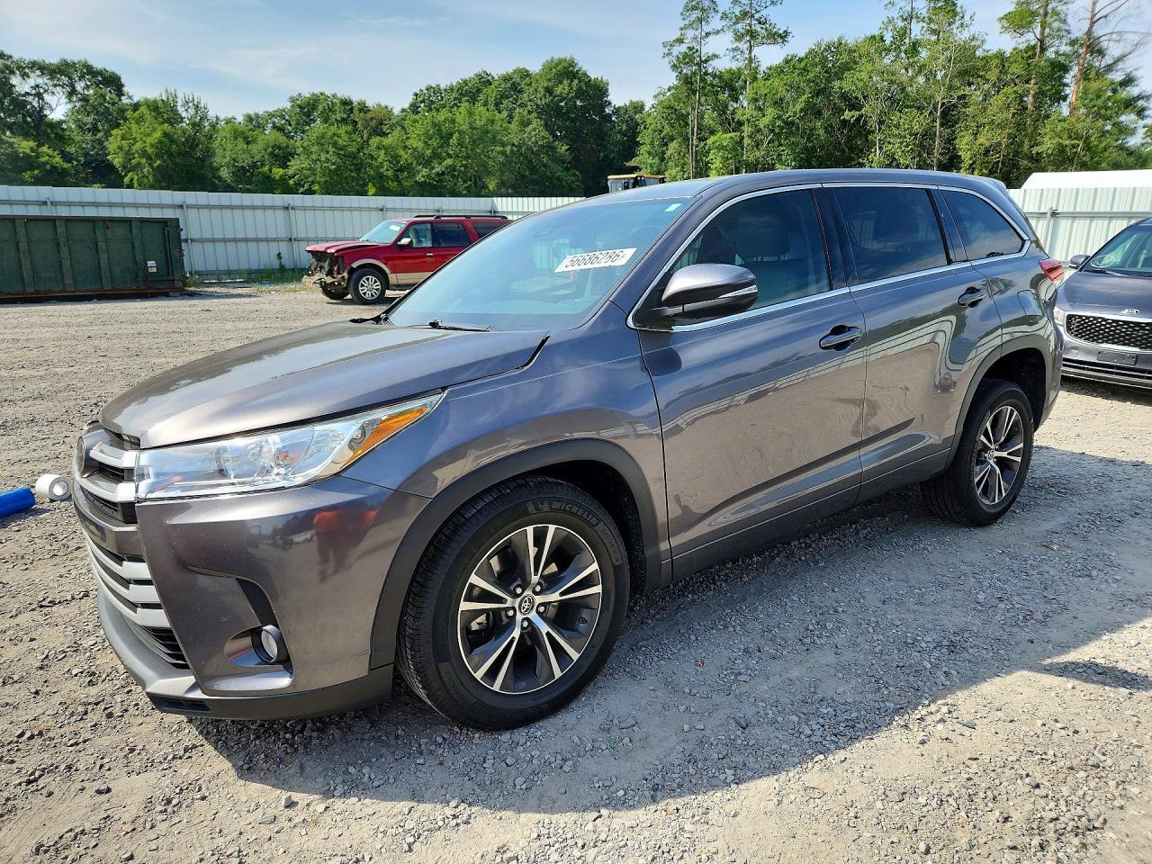 2017 TOYOTA HIGHLANDER